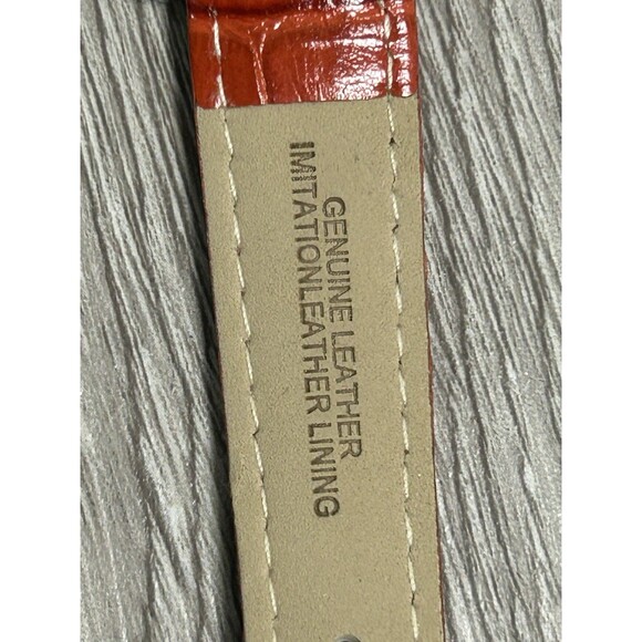 Disney Mickey Mouse Watch Womens 3D Mickey Roman Numerals Red Band UNTESTED - Picture 6 of 8